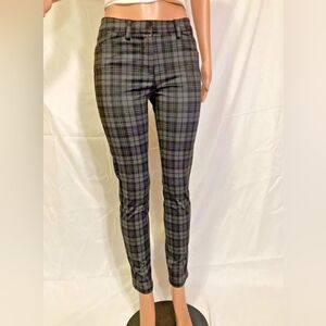 Calvin Klein -NWOT Gray Tartan Plaid Skinny Pants